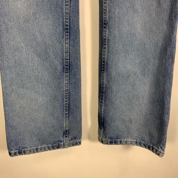 Old Navy Light Wash Straight Leg Jeans 8 Regular - Picture 8 of 8